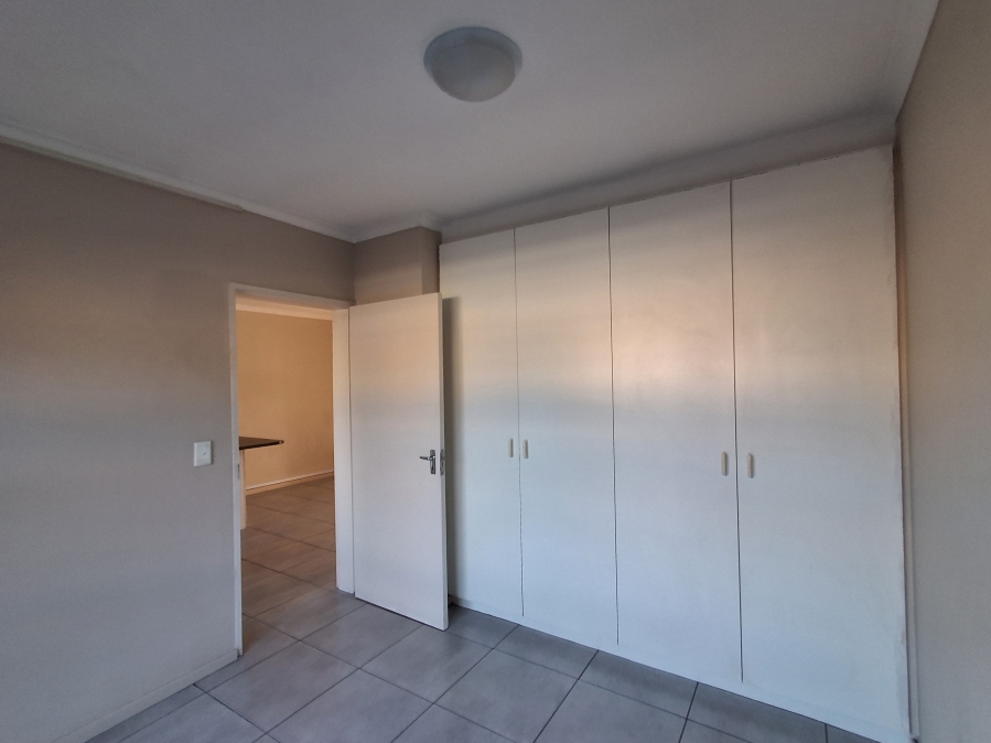 To Let 2 Bedroom Property for Rent in Ferndale Western Cape